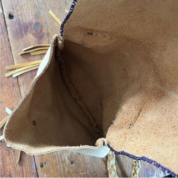 Vintage Native American Leather Crossbody Purse - Picture 5 of 14